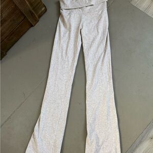 SKIMS fold over yoga pants size XS